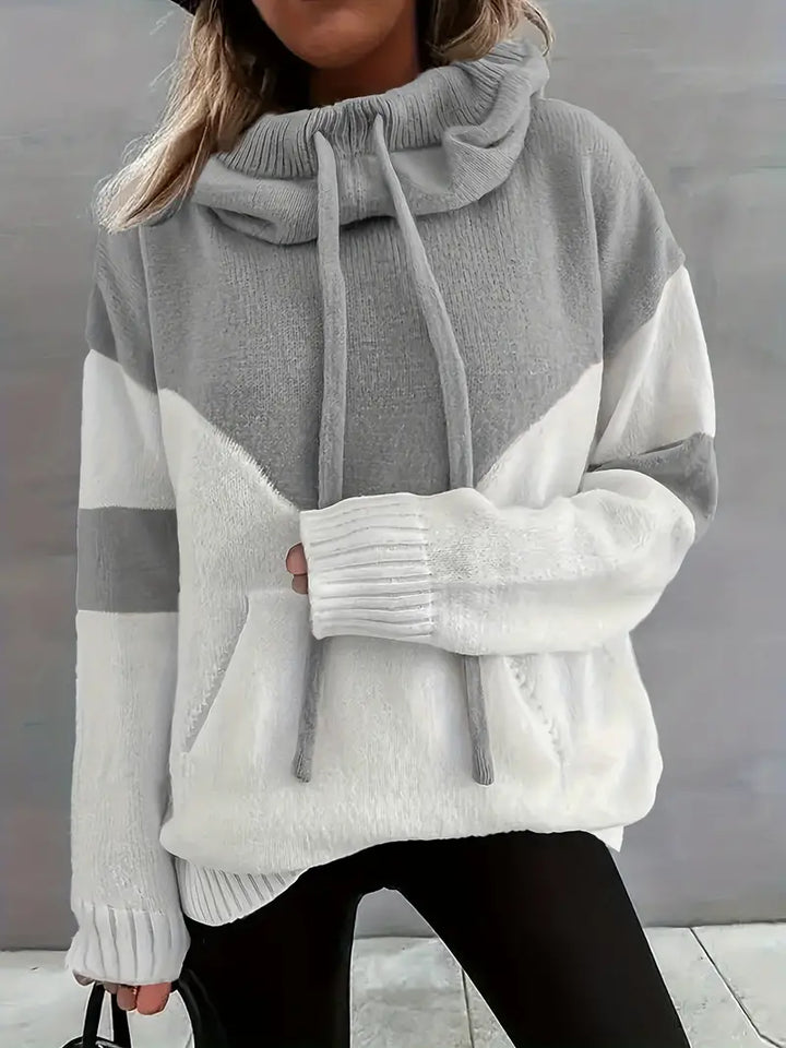 RÍONA - Dual-Tone Cosy Hoodie