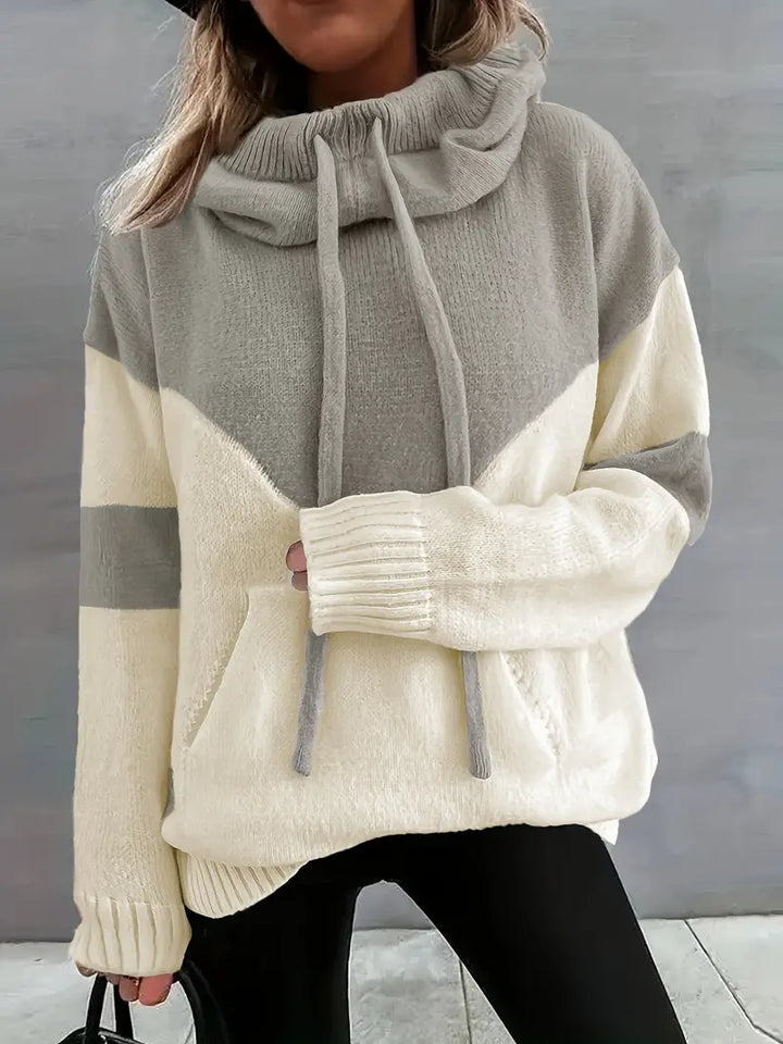 RÍONA - Dual-Tone Cosy Hoodie